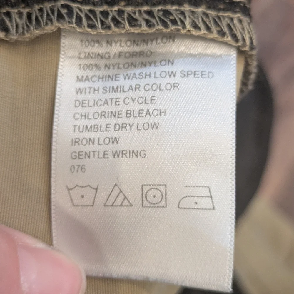 KAVU Men's Belted Hiking River Shorts Outdoor Hiking Casual Tan Quick Dry Sz XL